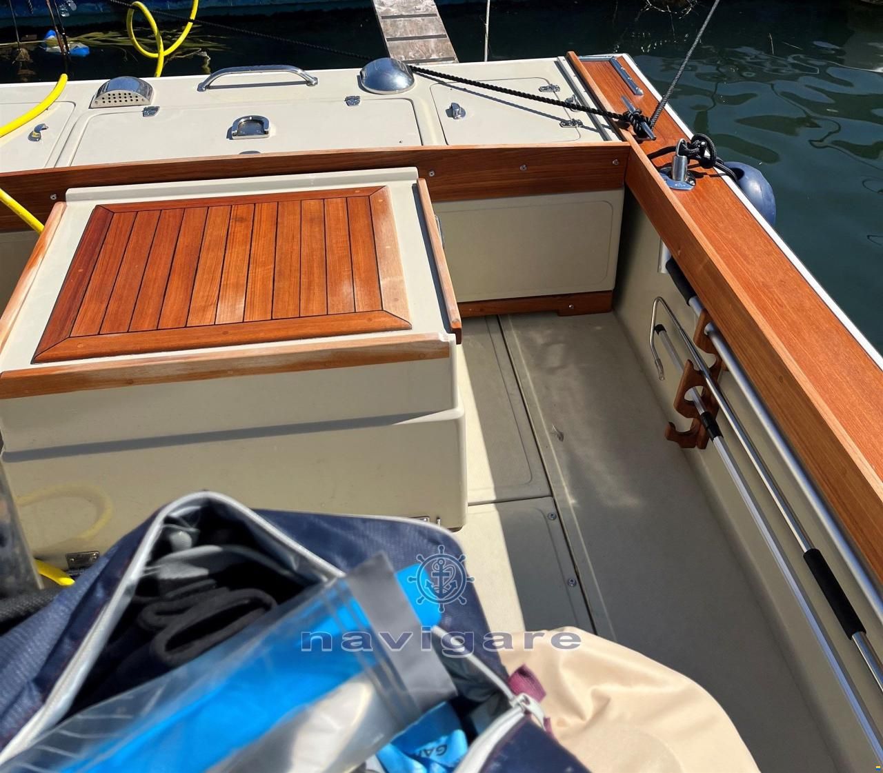 Boston Whaler 23 Outrage