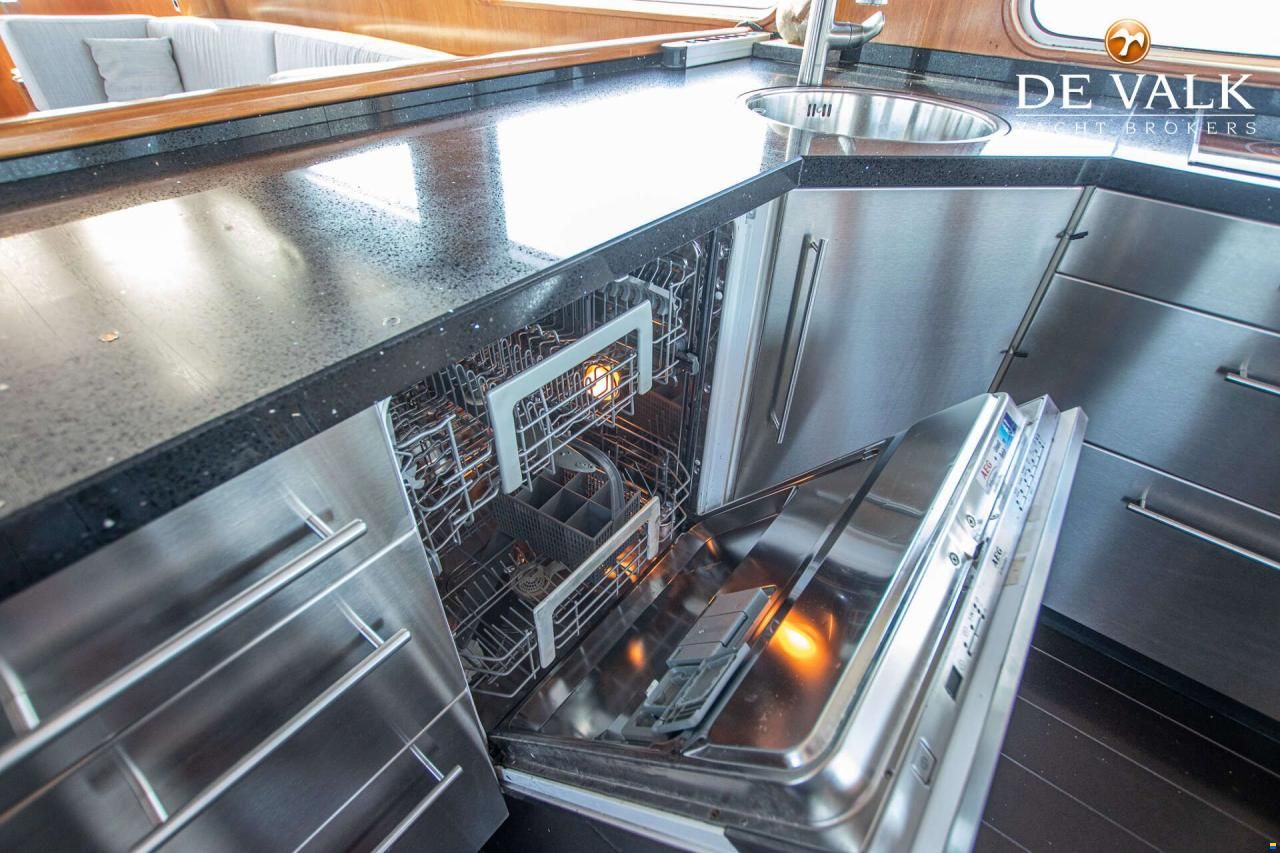 Custom Built Live Aboard 1800