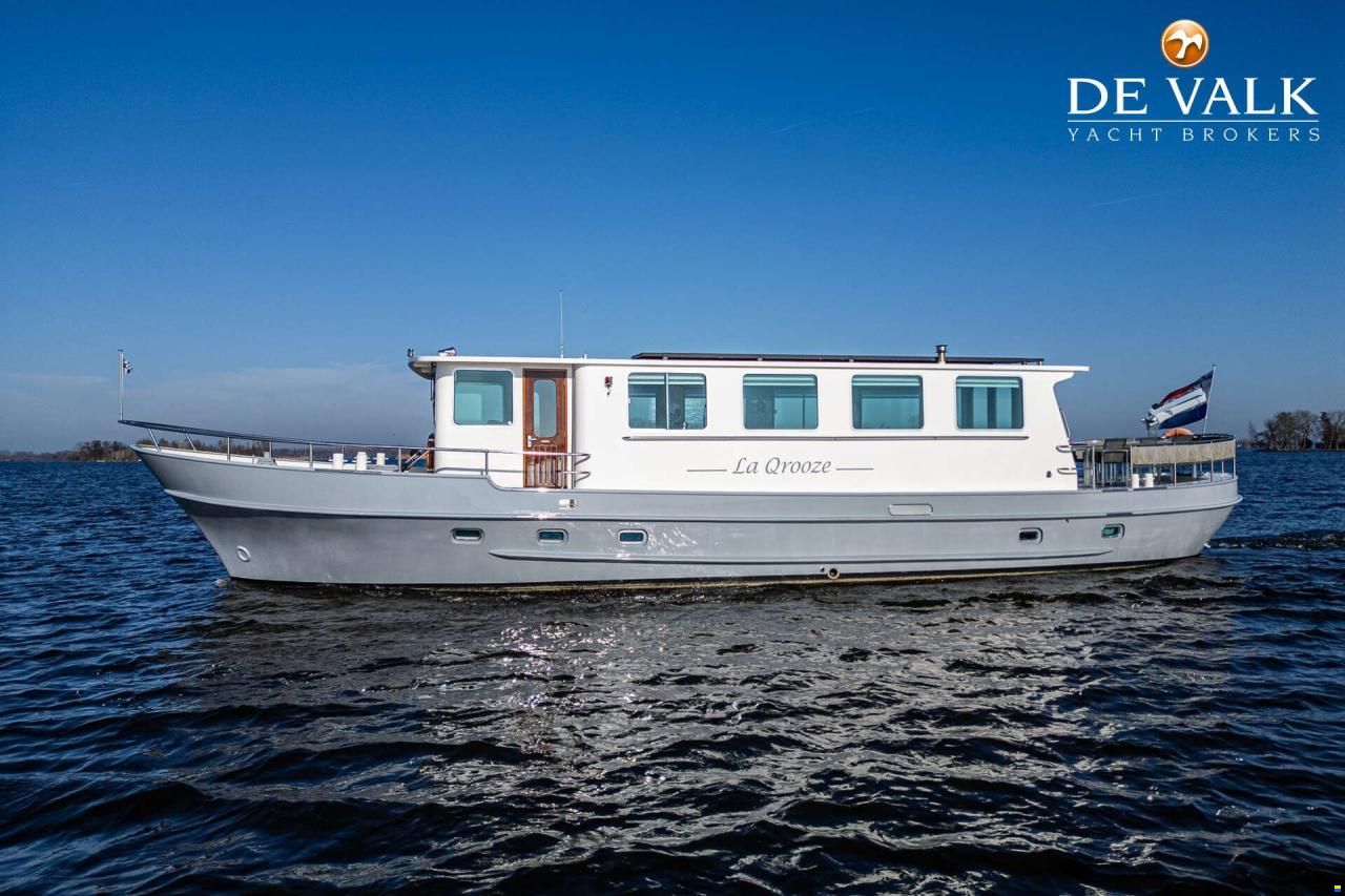 Custom Built Live Aboard 1800