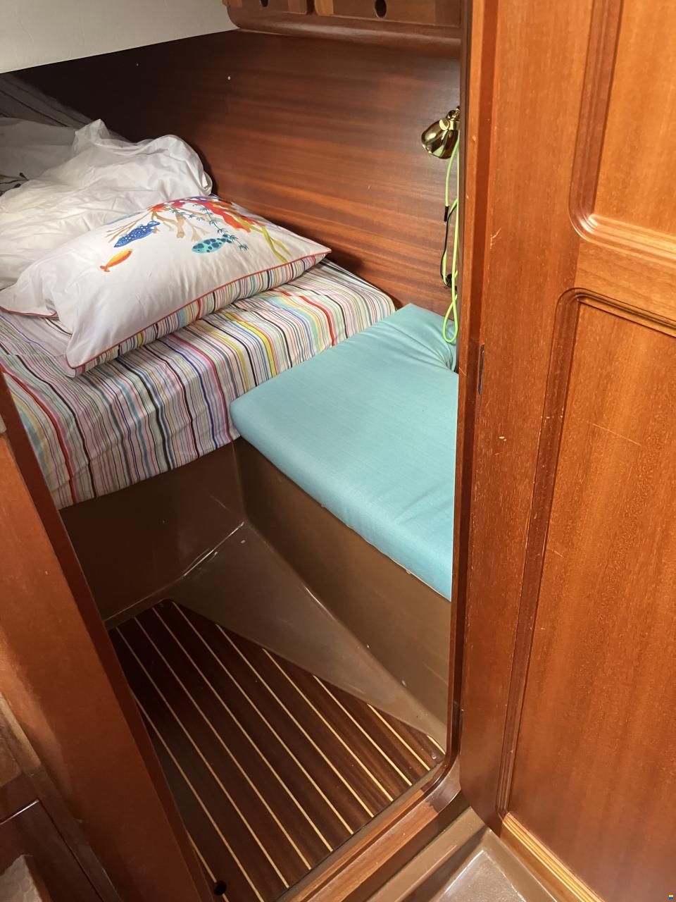 Bavaria 350 Lagoon