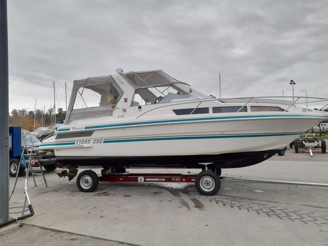 Fjord Monaco 290