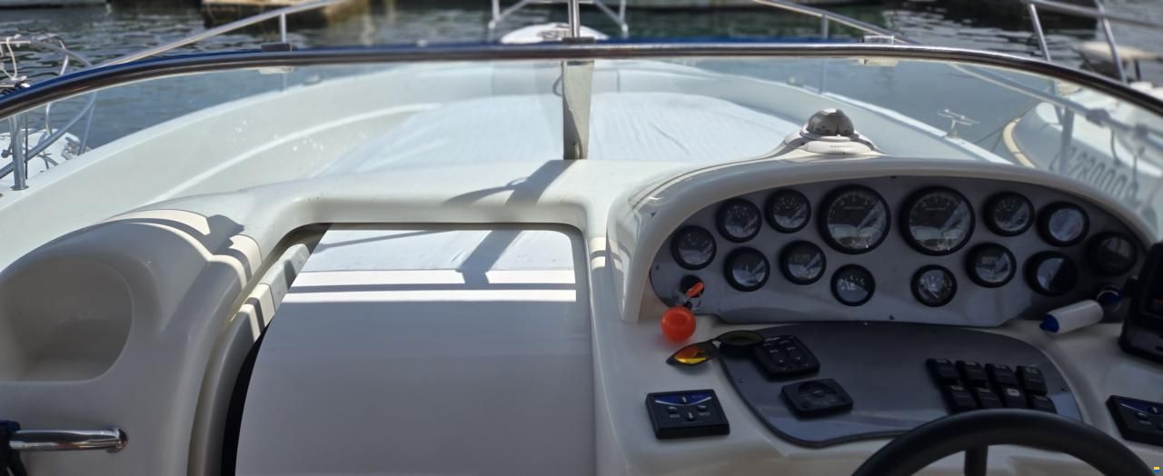 Rio 850 Day Cruiser