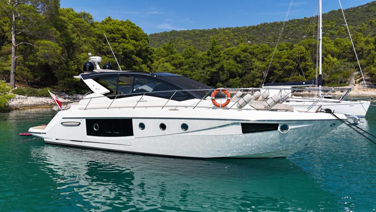 Cranchi M44 HT