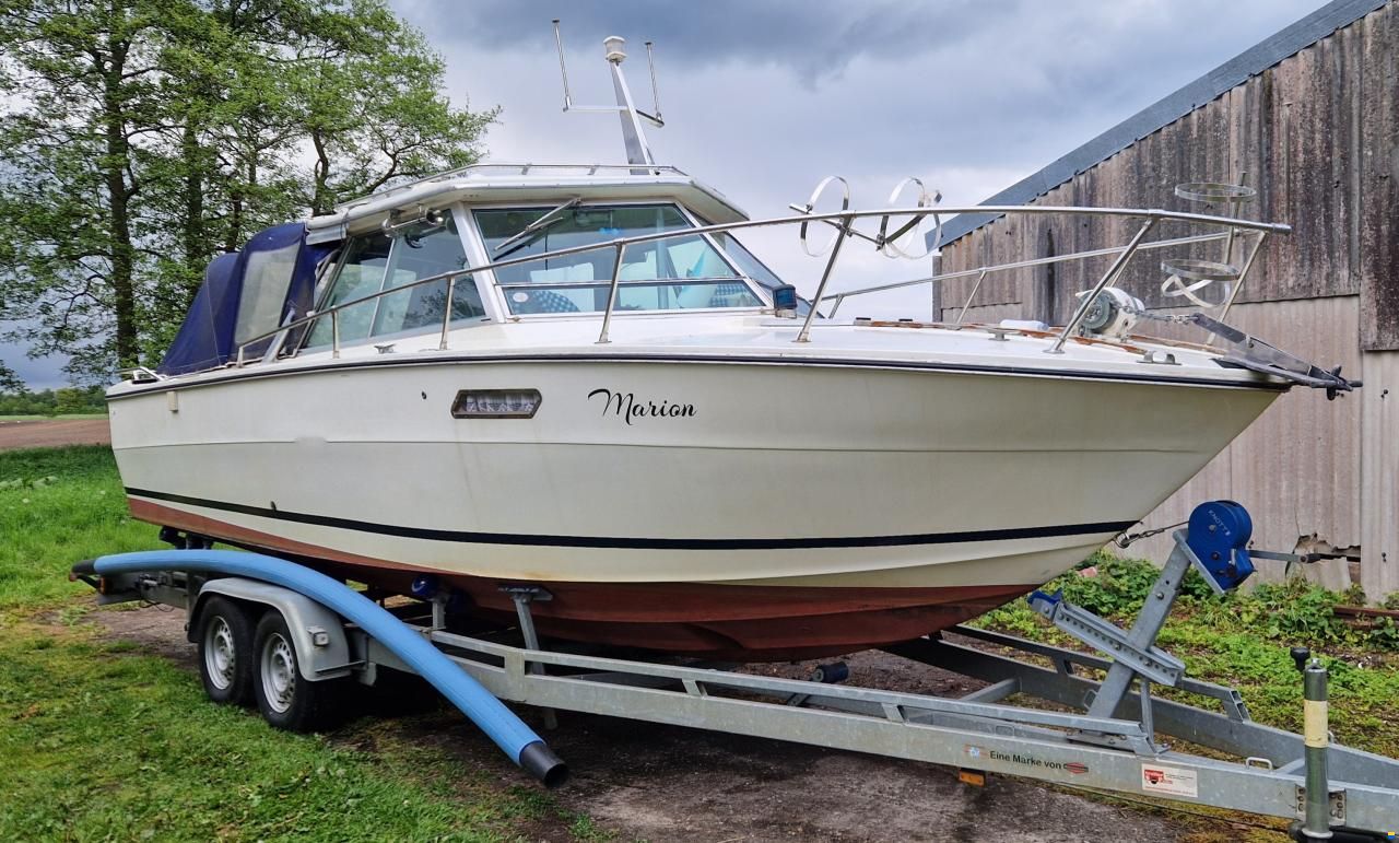 Sea Ray SRV 240