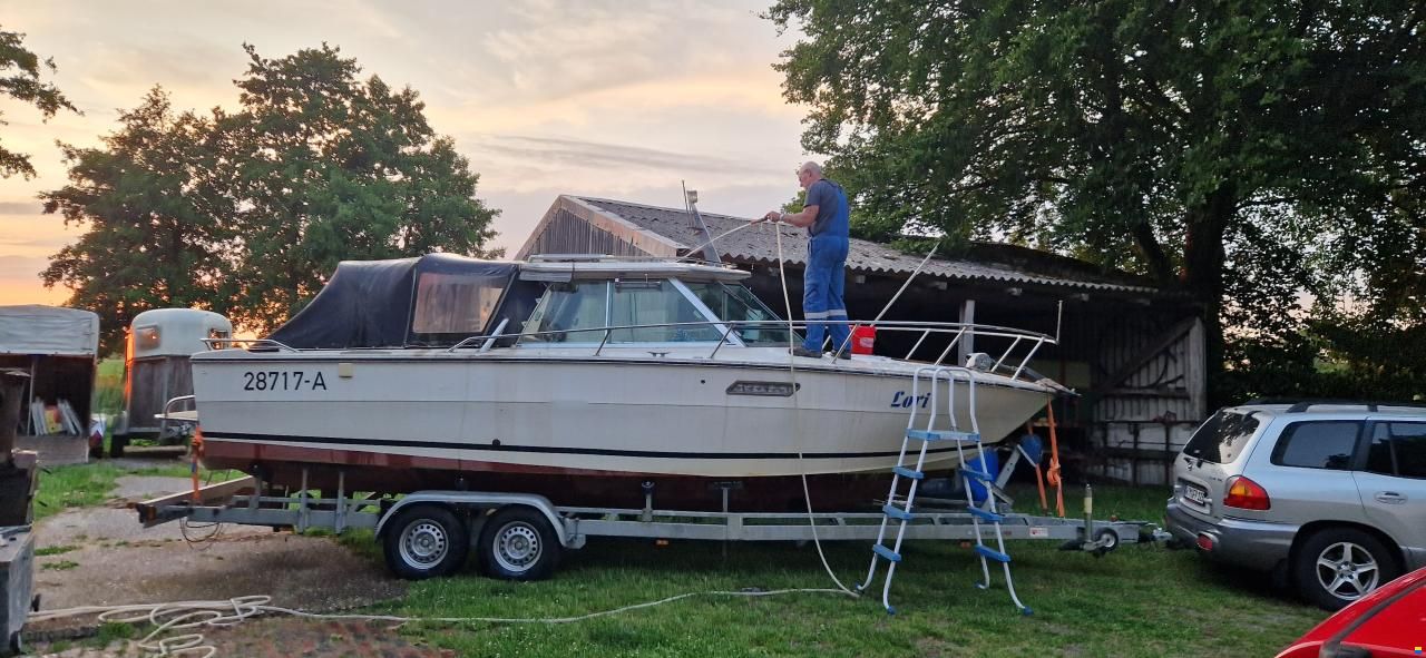 Sea Ray SRV 240