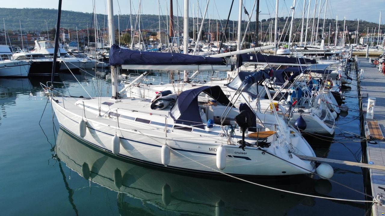 Bavaria 38