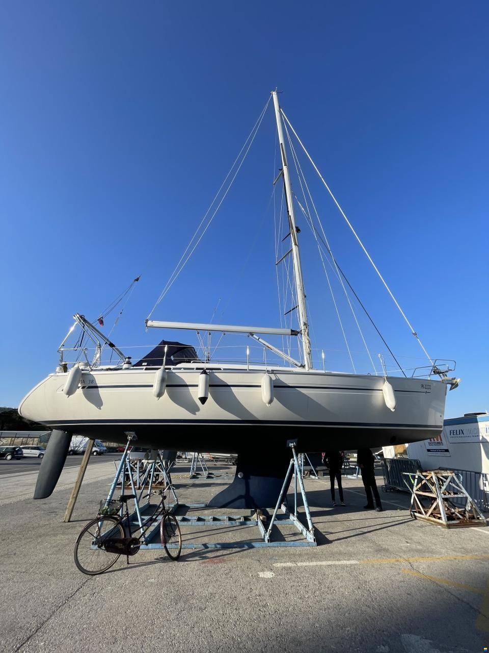 Bavaria 38