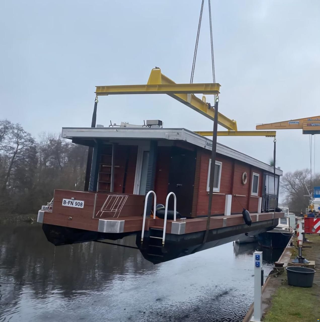 Exklusives Hausboot