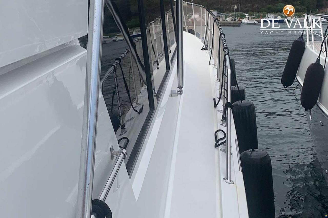Hatteras 65 Convertible