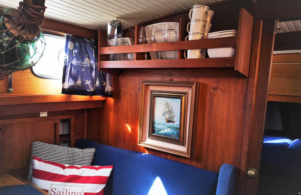 Sitala Yachts Nauticat 33