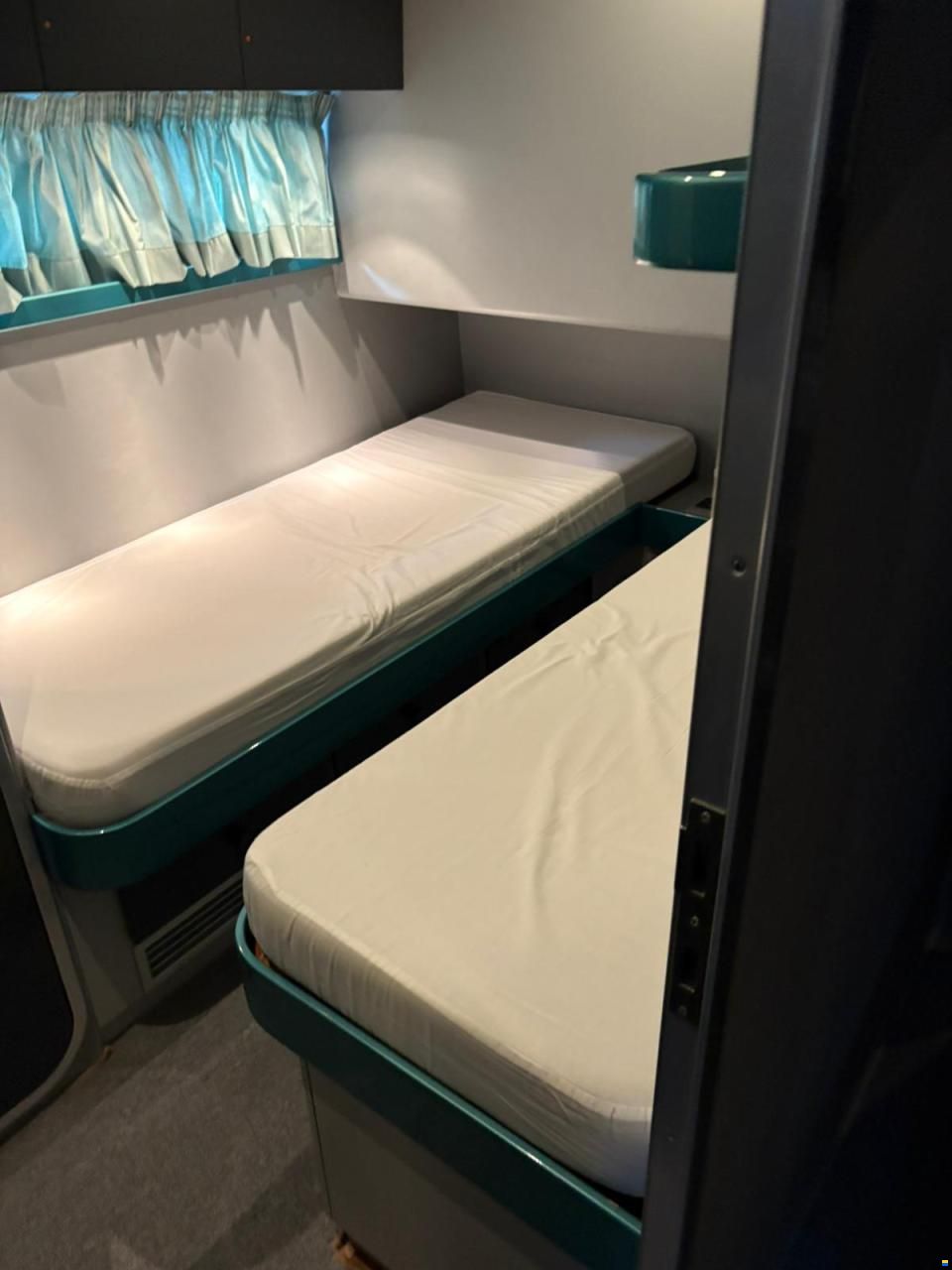 Ferretti Altura 52S