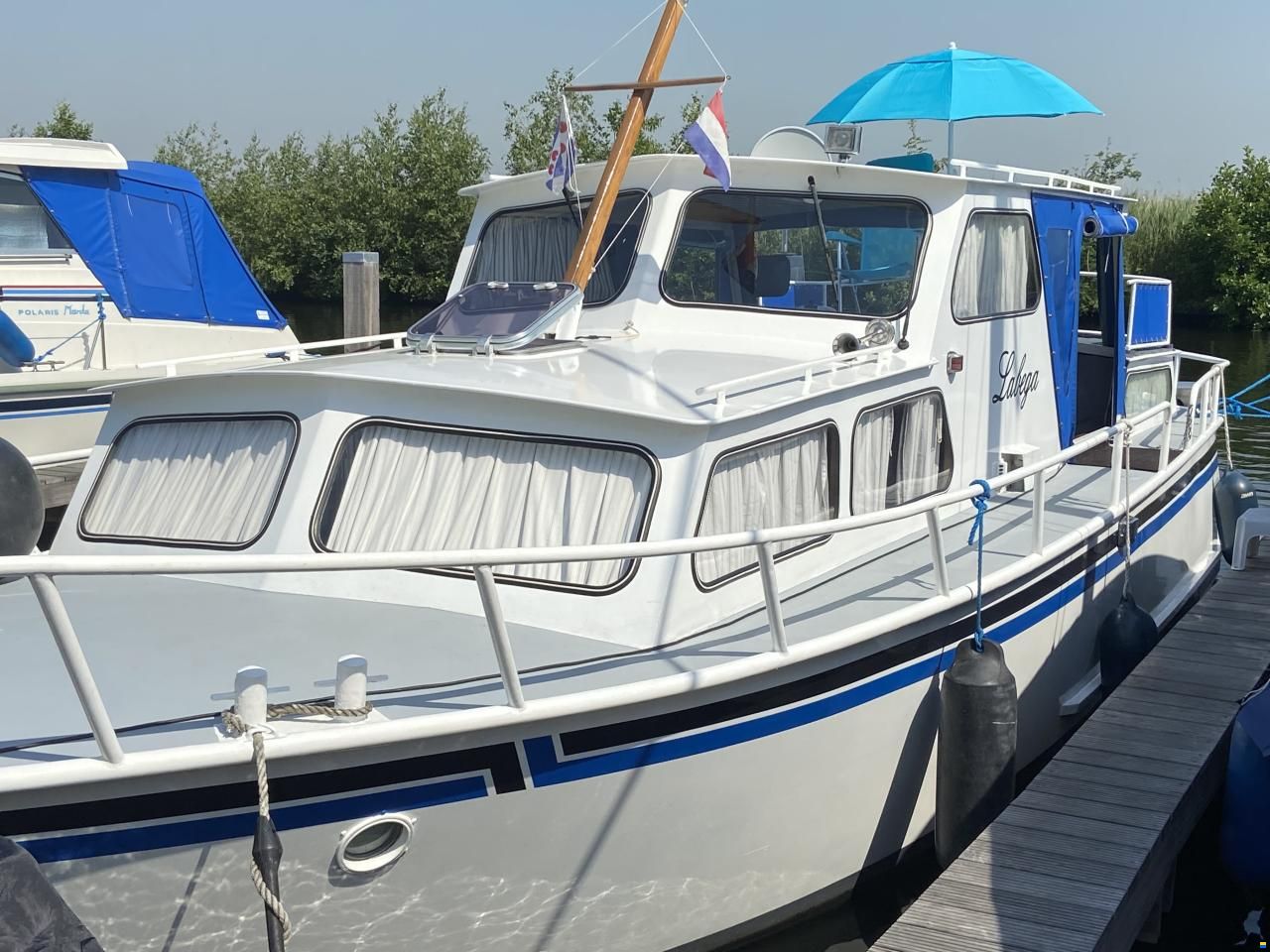 Stahlschiff Motorboot
