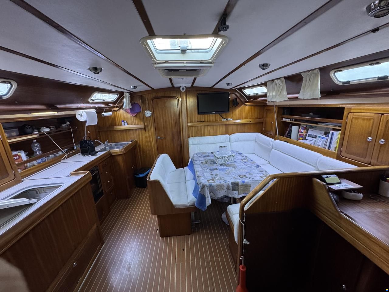 Bavaria 47