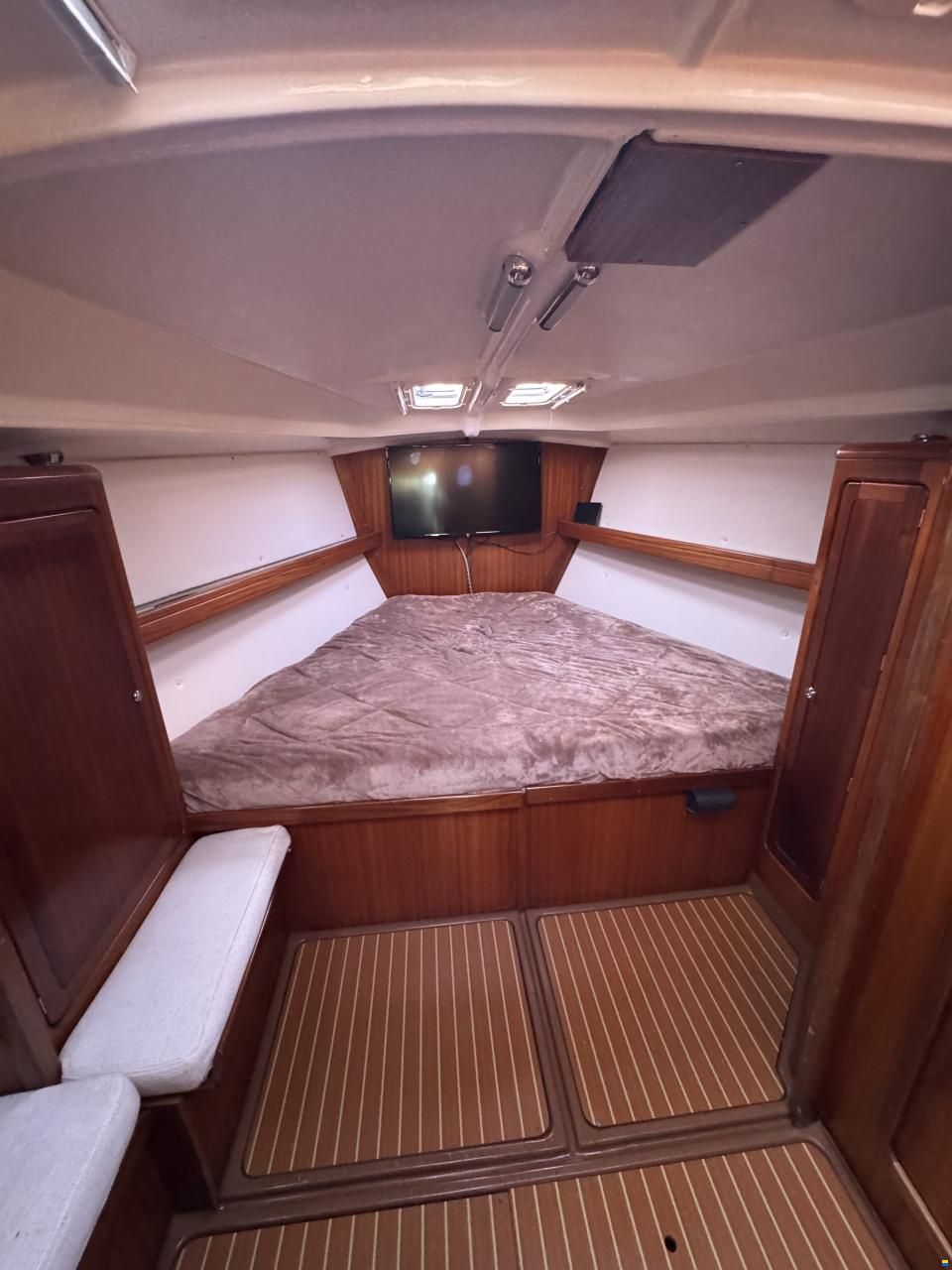 Bavaria 47
