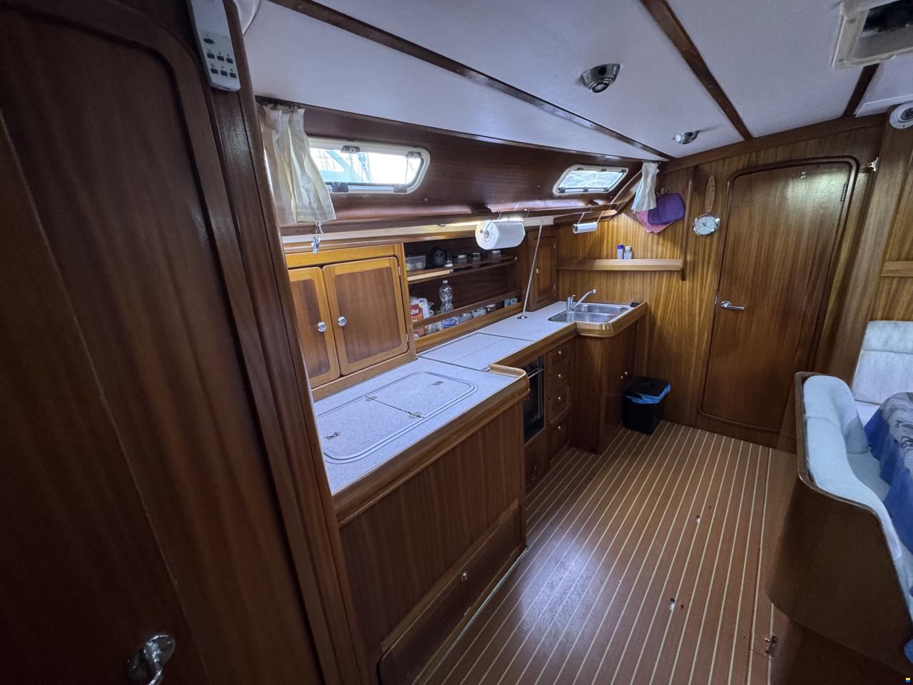 Bavaria 47
