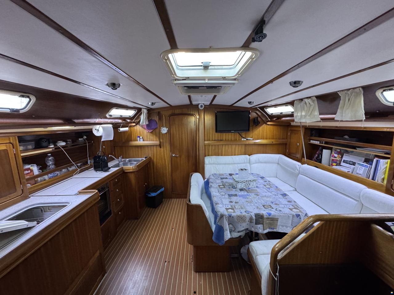 Bavaria 47