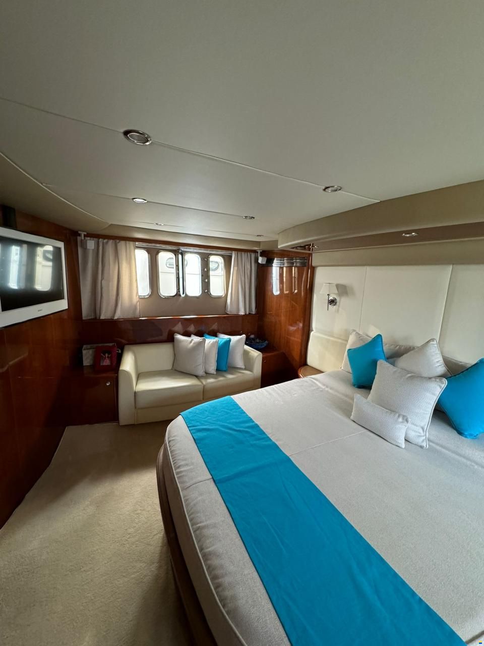 Princess 67 MOTORYACHT FLY