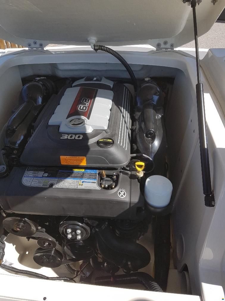 Chaparral 226 SSI