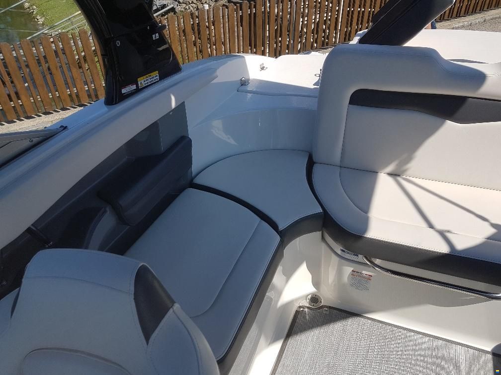 Chaparral 226 SSI