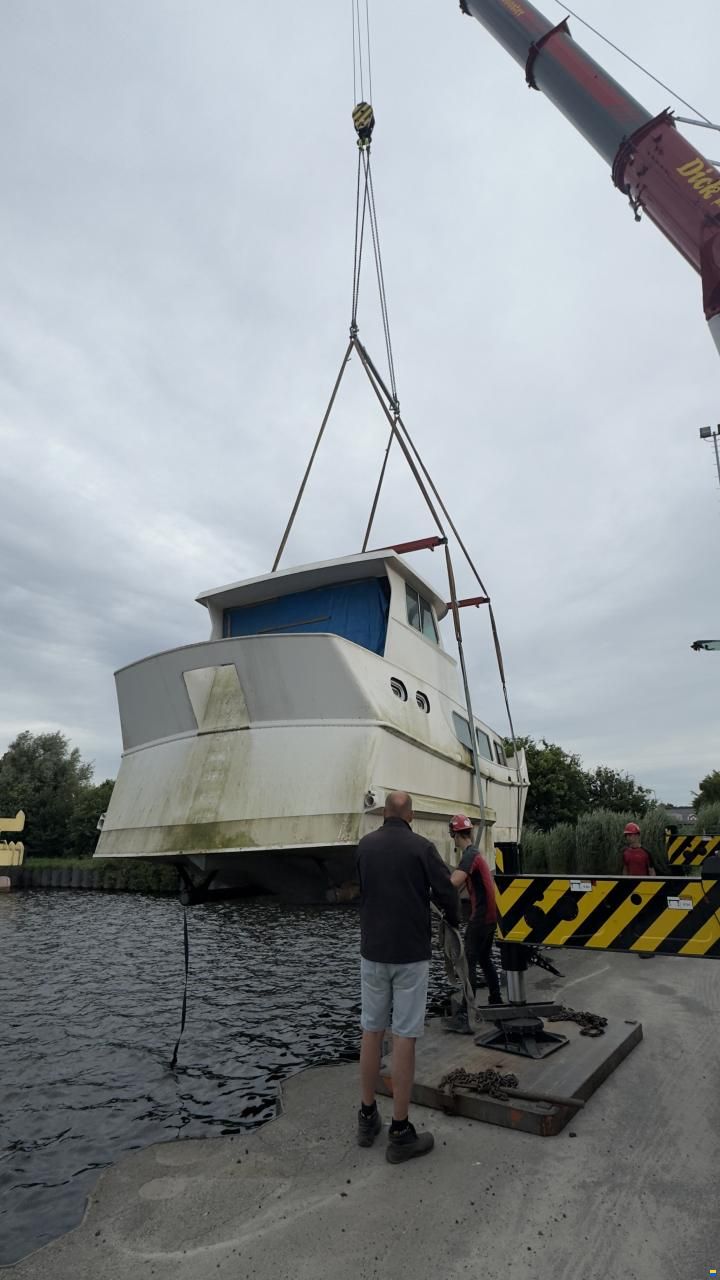 15m Steel Expedition Trawler Project