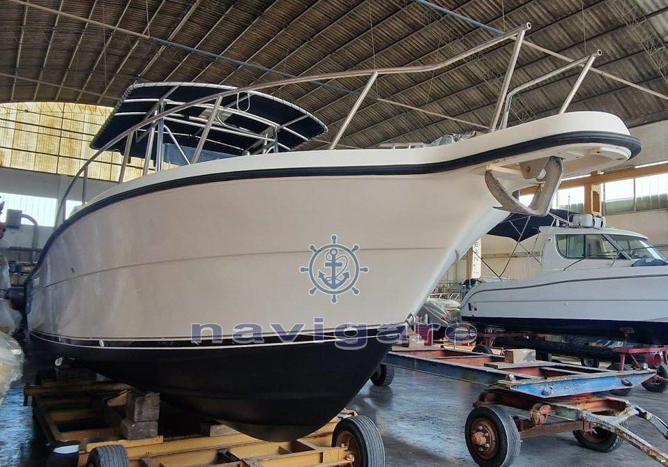 Pursuit 2870 Center Console