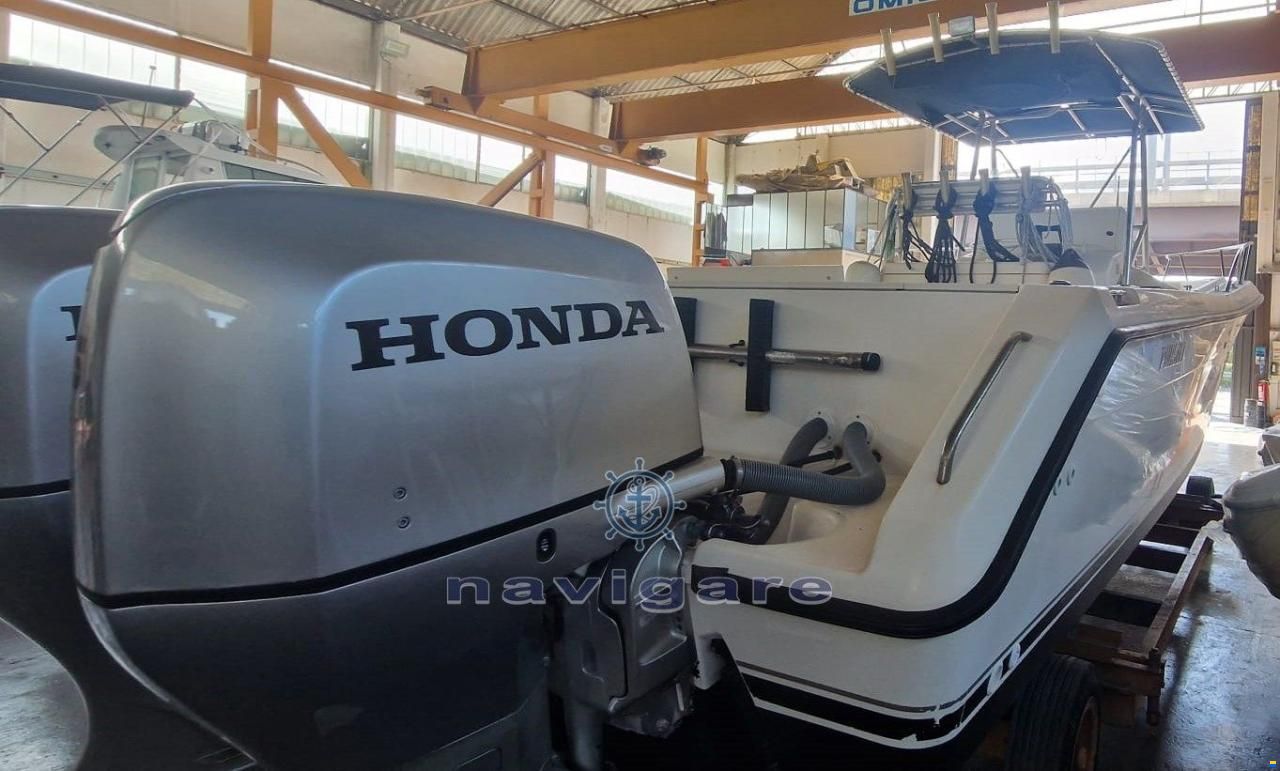 Pursuit 2870 Center Console