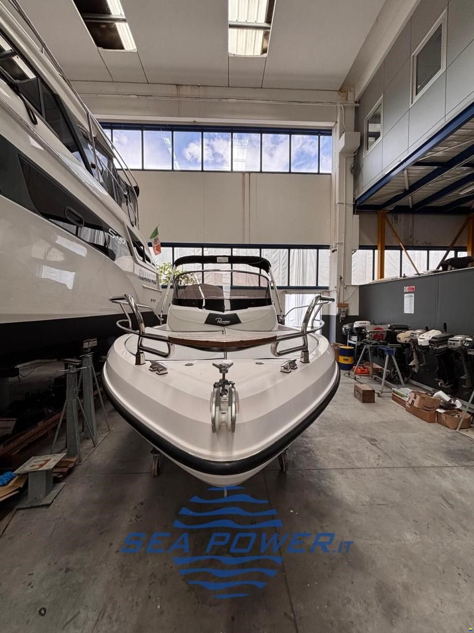 Ranieri Cantiere Shadow 19