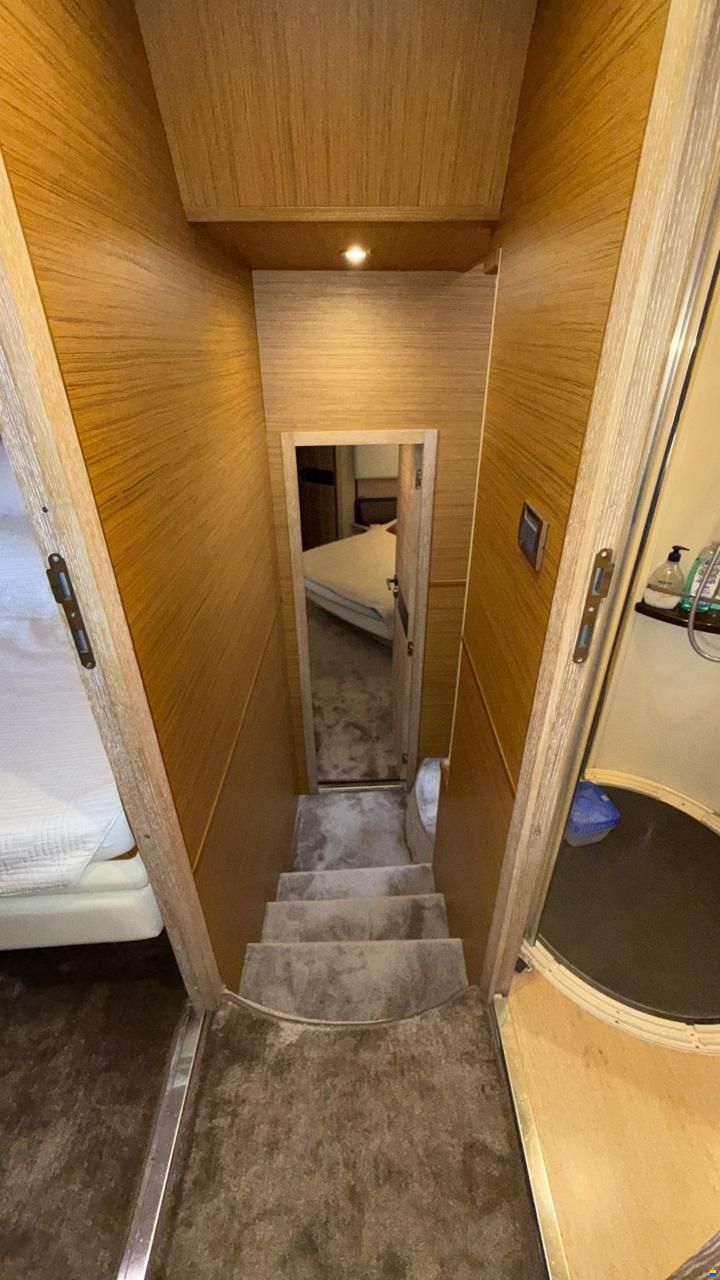 Azimut 58 (60) FLY