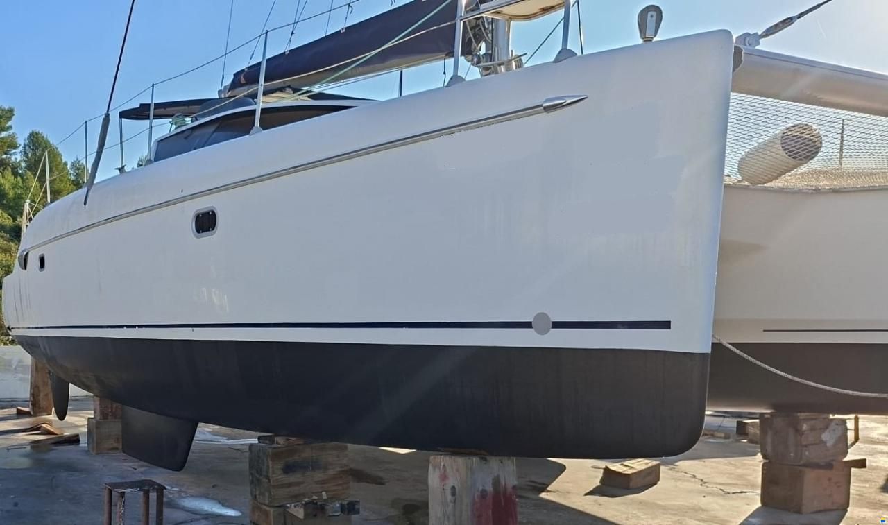 Fountaine Pajot Lavezzi 40