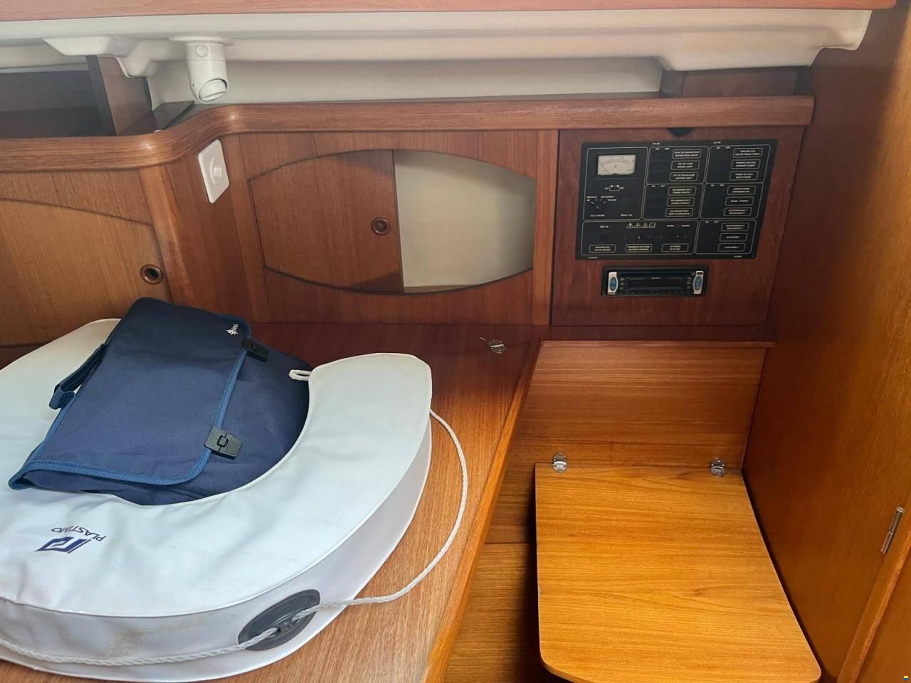 Jeanneau Odyssey 32.2