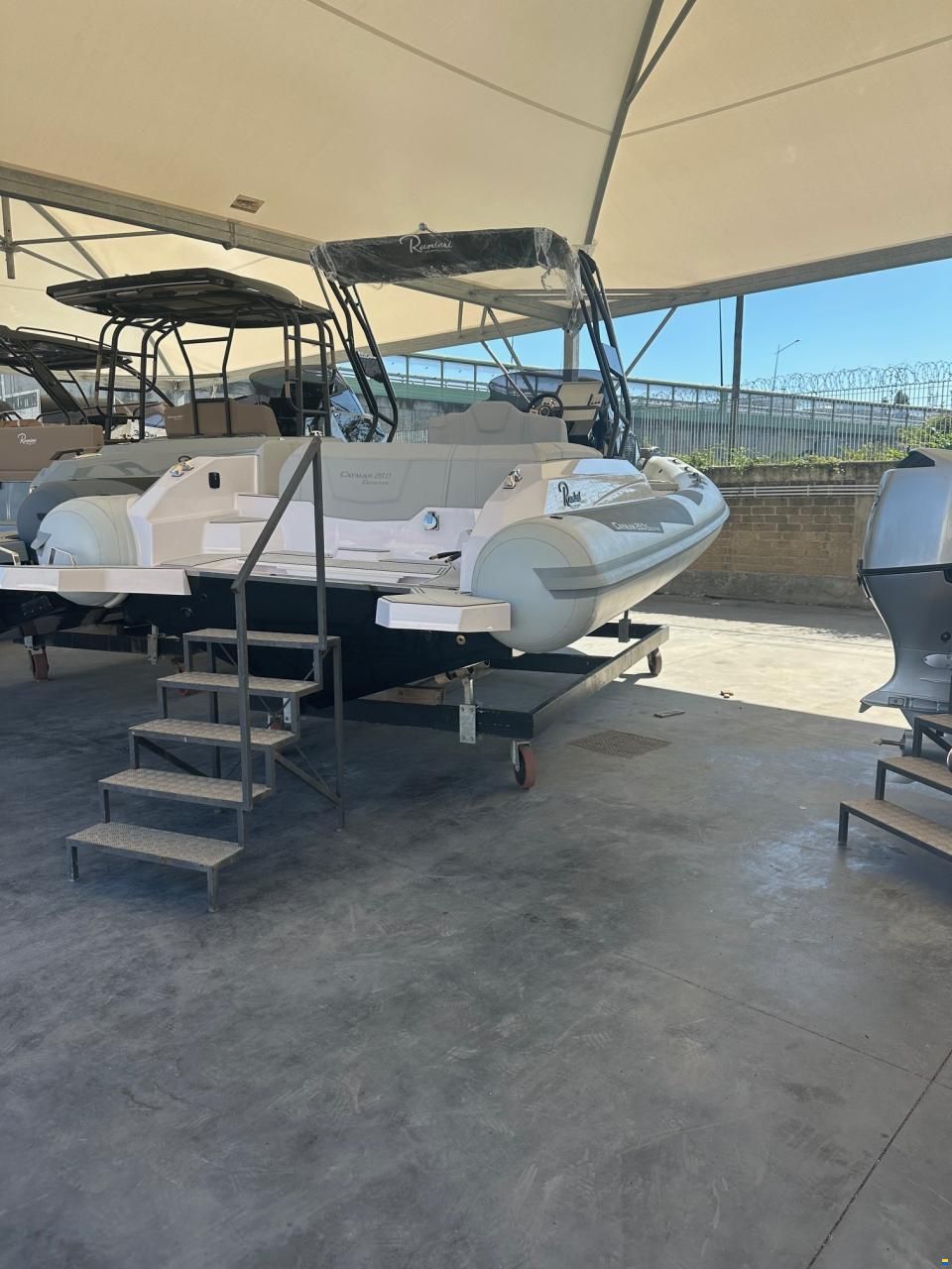 Ranieri GOMMONE RANIERI CAYMAN 28 CABIN 2026