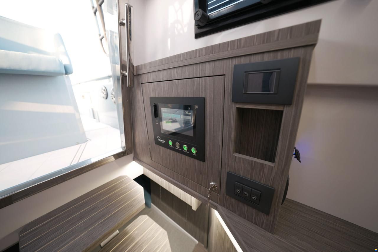 Ranieri GOMMONE RANIERI CAYMAN 33 CABIN 2026 usa