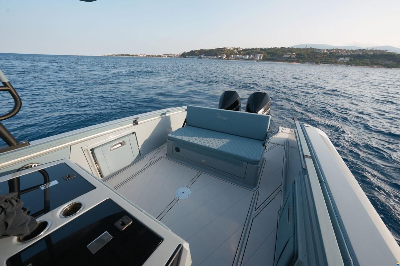 Ranieri GOMMONE RANIERI CAYMAN 33 CABIN 2026 usa