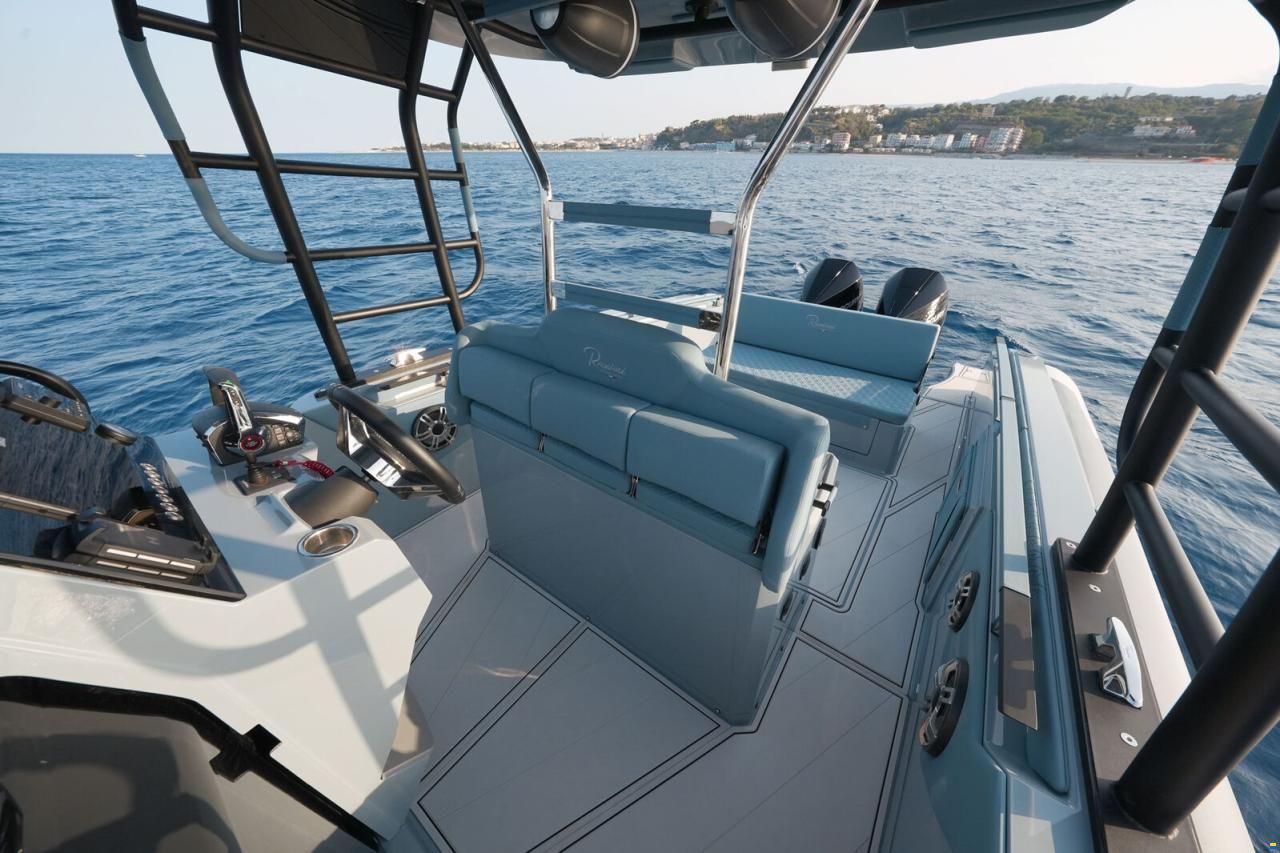 Ranieri GOMMONE RANIERI CAYMAN 33 CABIN 2026 usa