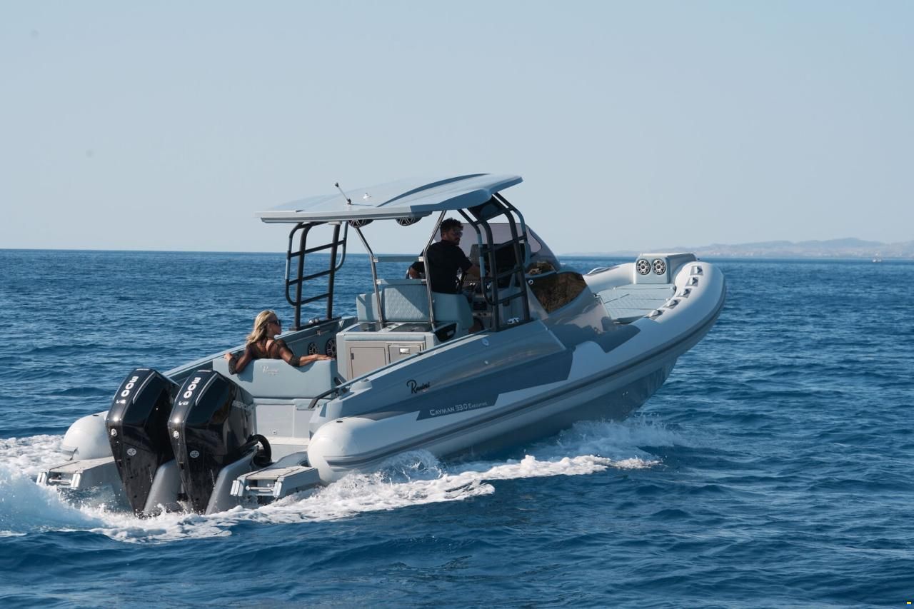 Ranieri GOMMONE RANIERI CAYMAN 33 CABIN 2026 usa
