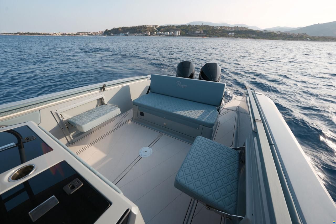 Ranieri GOMMONE RANIERI CAYMAN 33 CABIN 2026 usa