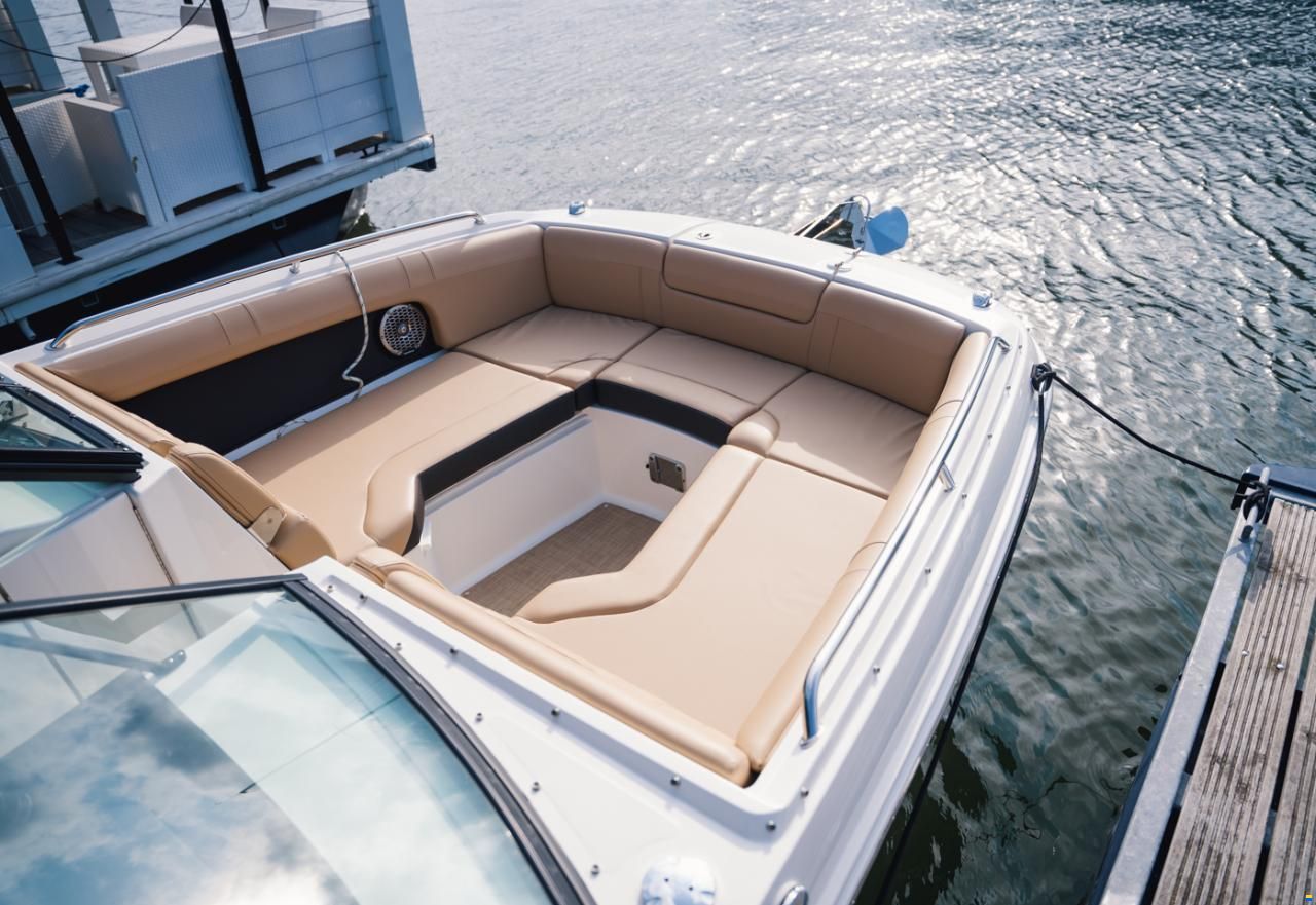 Sea Ray SDX270