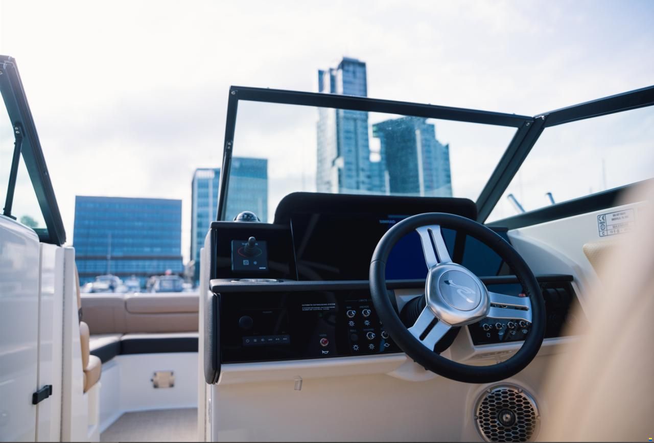Sea Ray SDX270