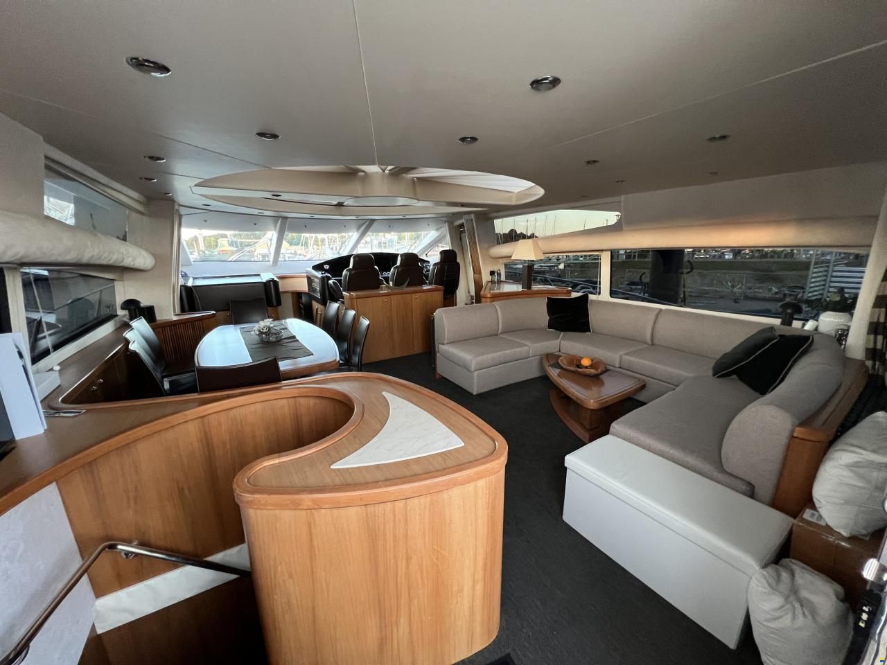 Sunseeker Predator 82