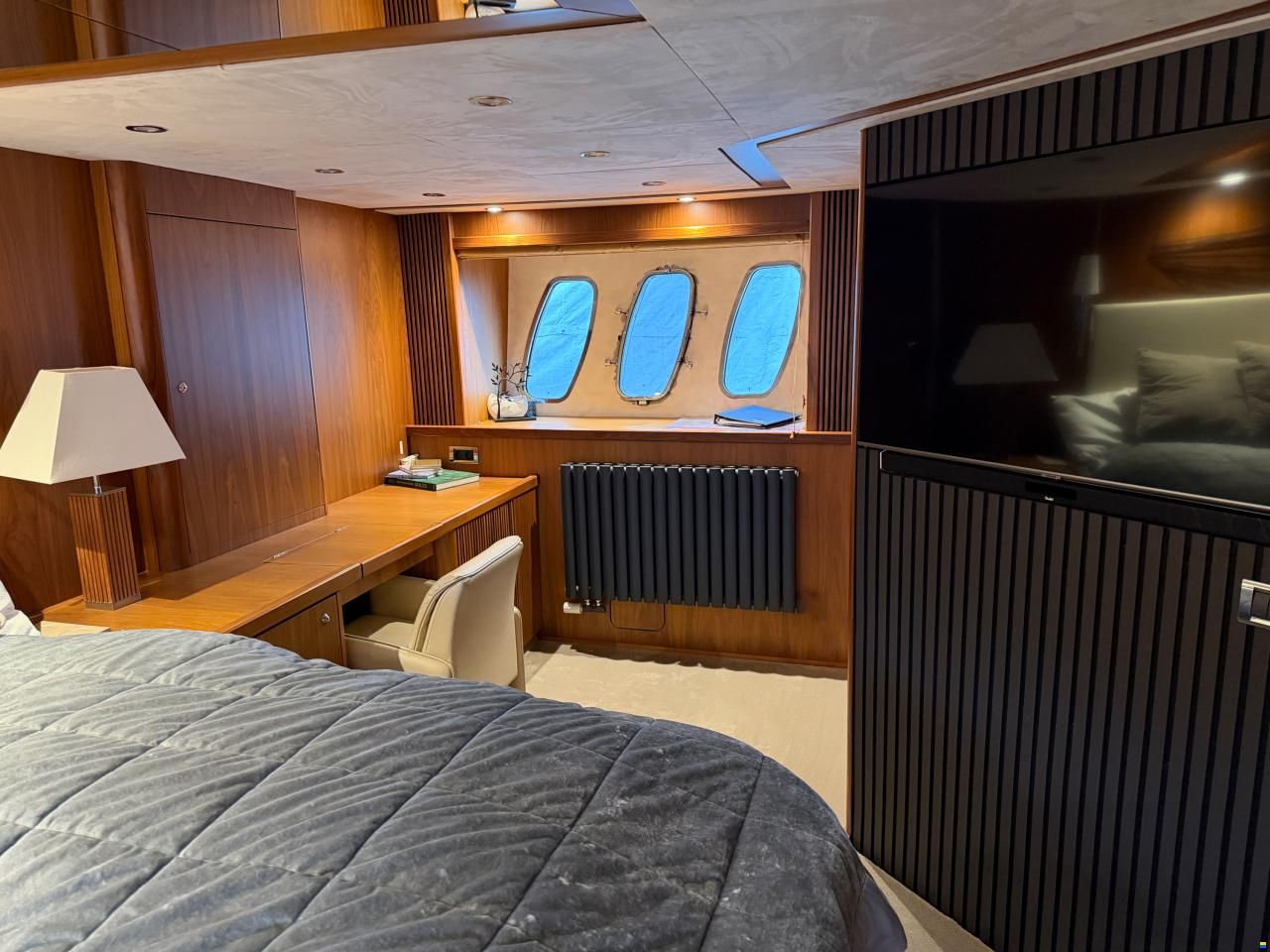 Sunseeker Predator 82