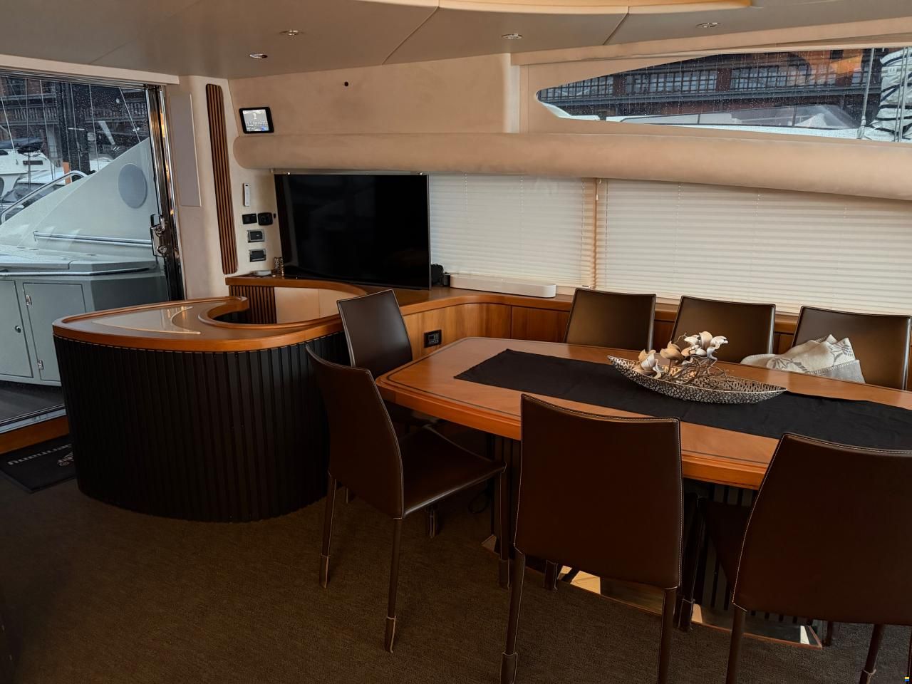 Sunseeker Predator 82