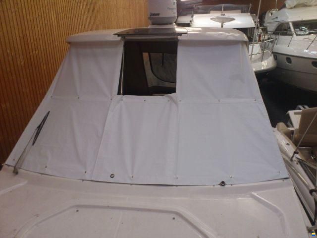Chaparral 310 Signature