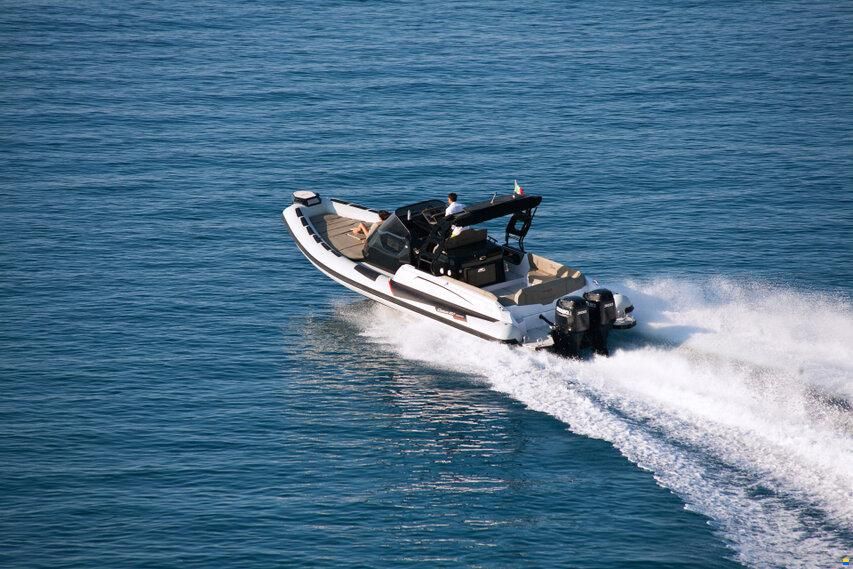 Ranieri GOMMONE RANIERI CAYMAN 35 EXECUTIVE