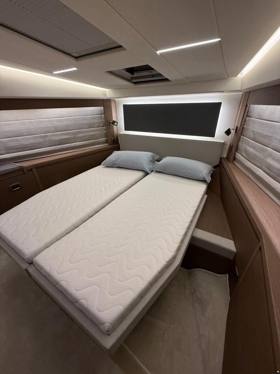 Jeanneau PRESTIGE 520 FLY (HARDTOP) 2025