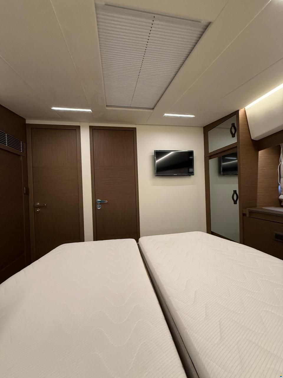 Jeanneau PRESTIGE 520 FLY (HARDTOP) 2025