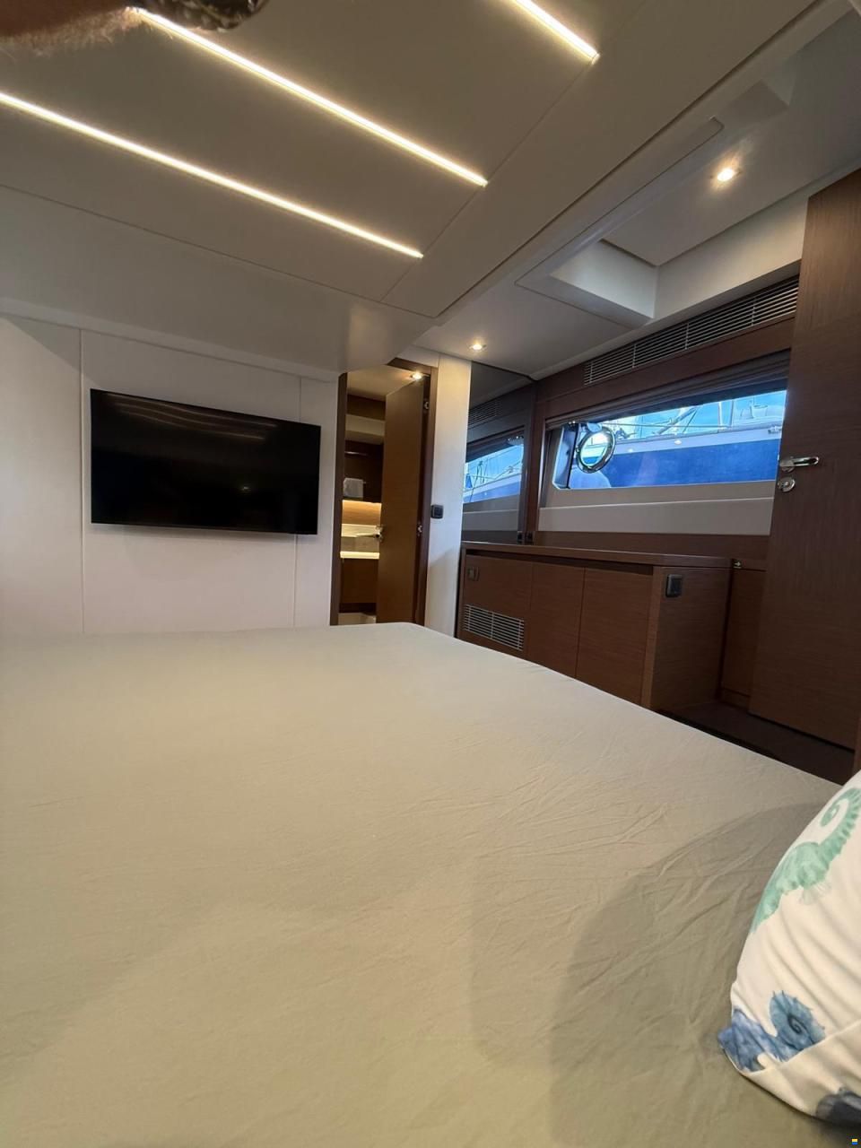 Jeanneau PRESTIGE 520 FLY (HARDTOP) 2025