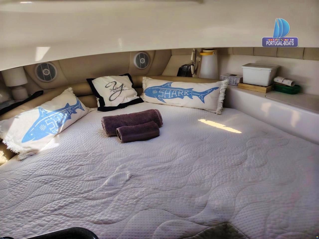 Boston Whaler 305 Conquest