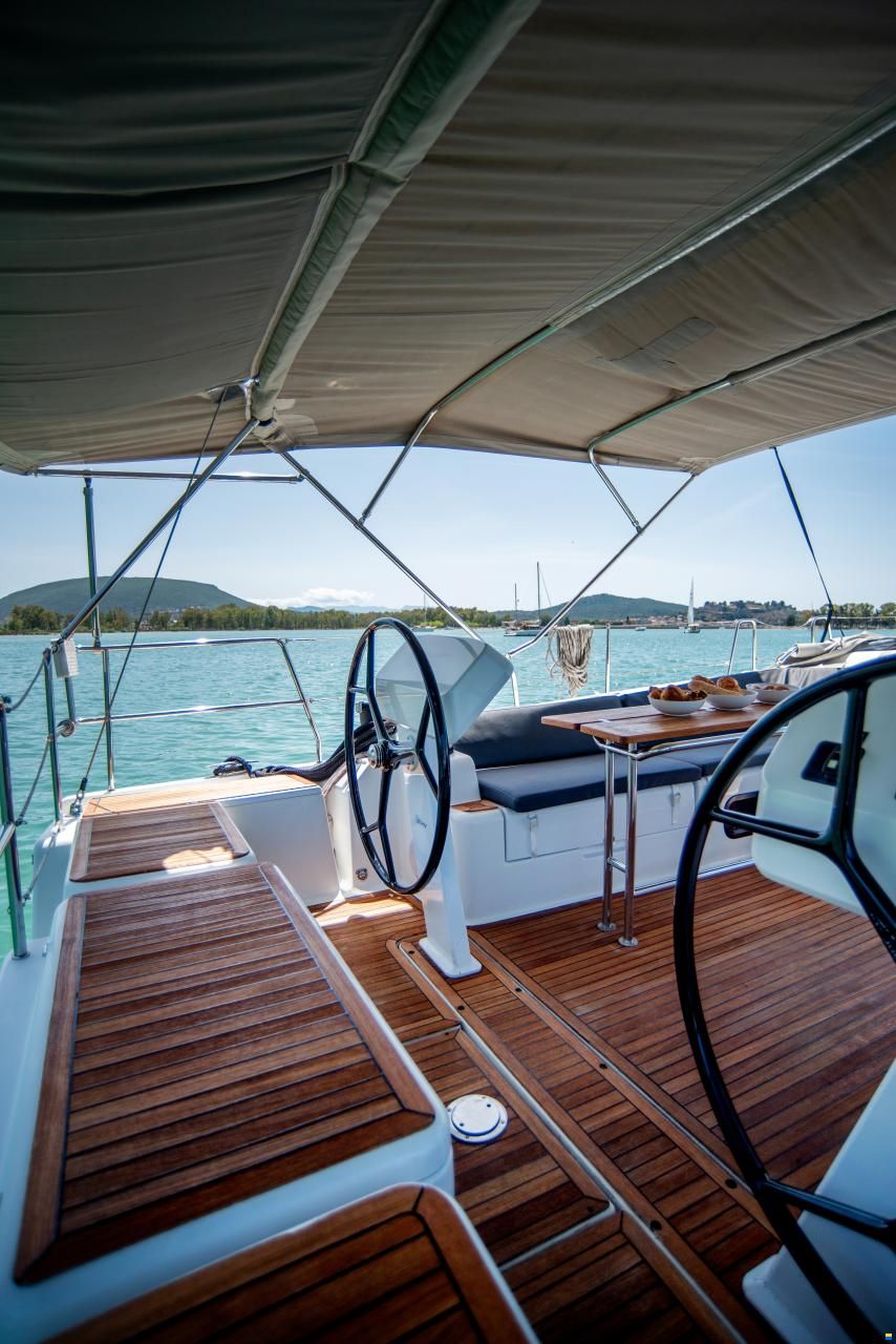 Hanse 508