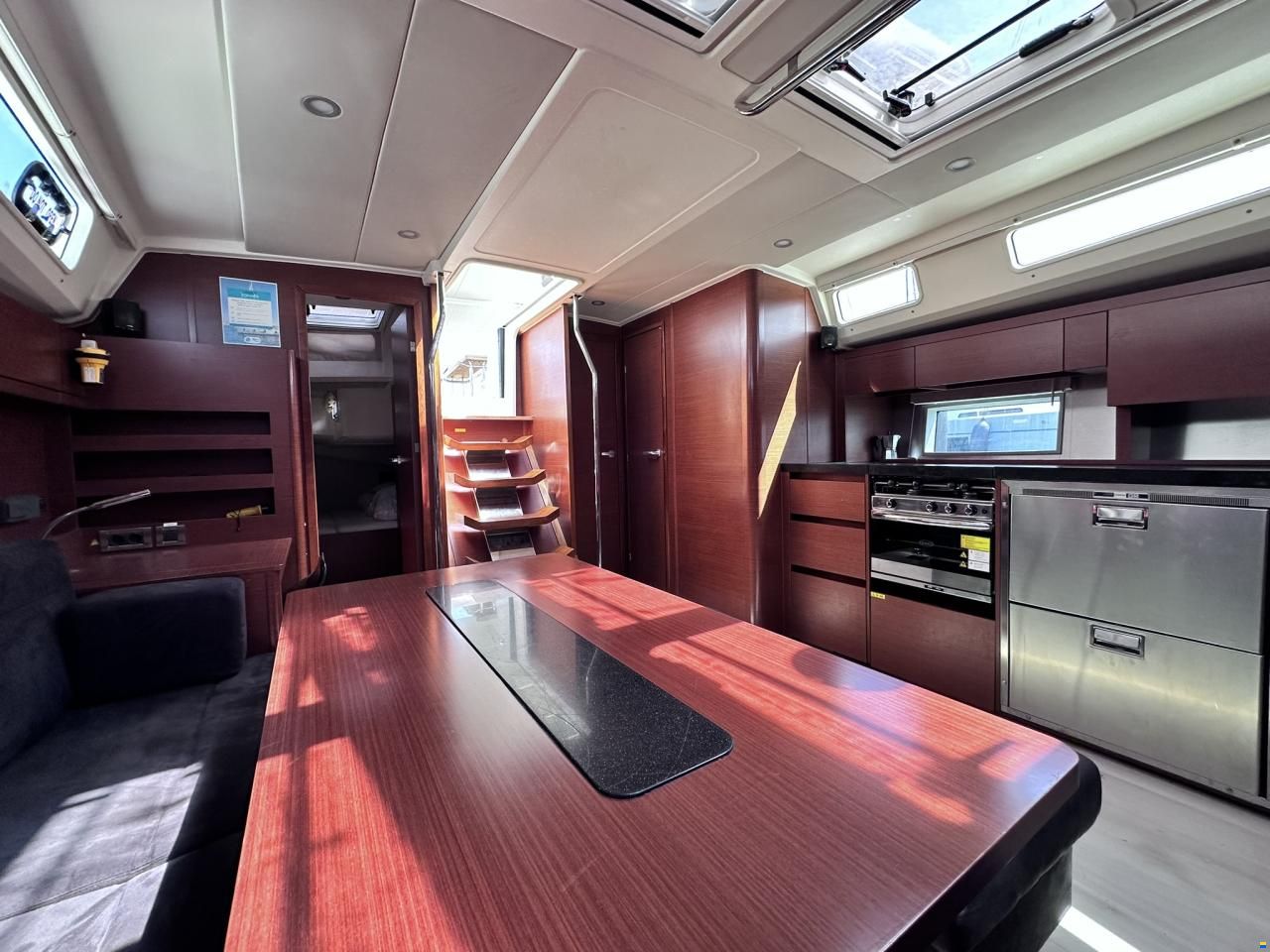 Hanse 508