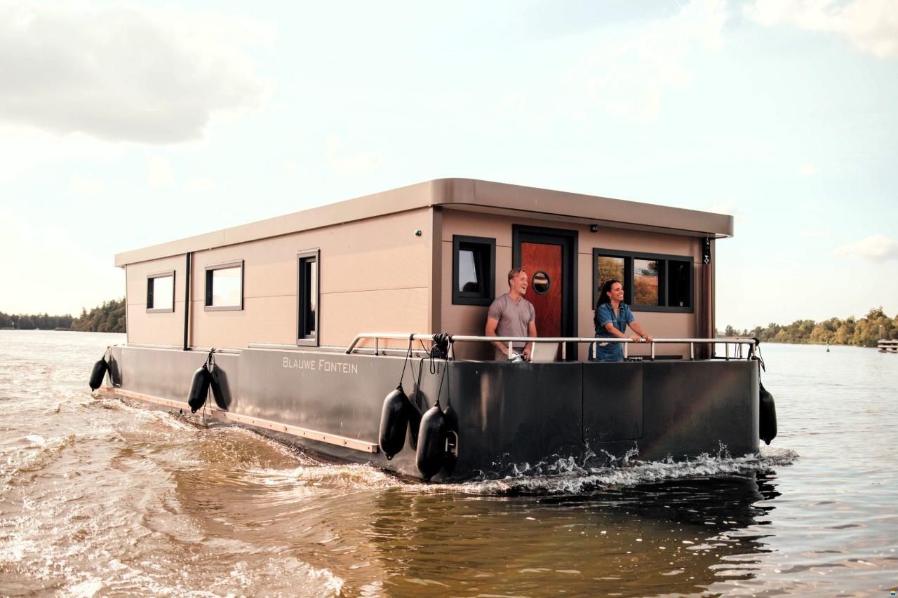 Senso 45 Maritieme Houseboat